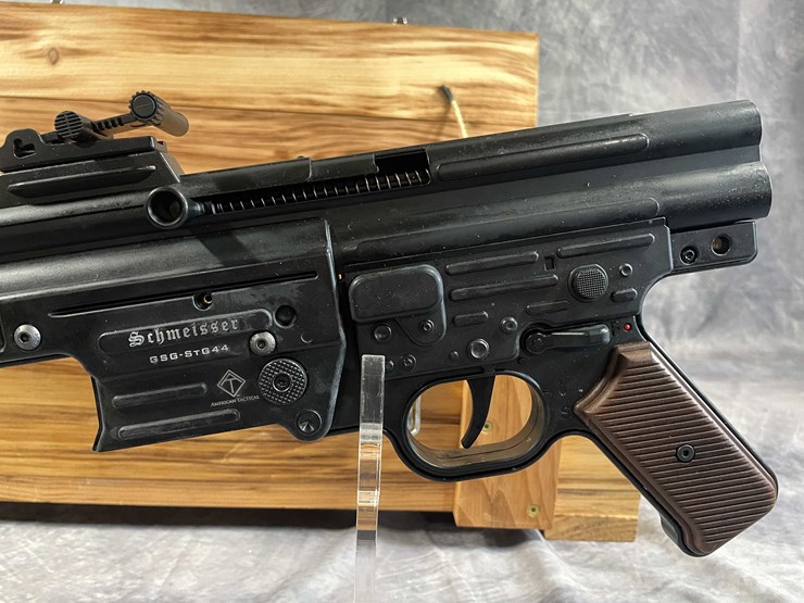 #1209-•-ati-and-stoeger-schmeisser-gsg-stg-44-and-luger-p08,-22-lr-semi-auto-rifle-&-pistol,-sn:-a703873,-a703873,-(neenah,-wi)-image-25