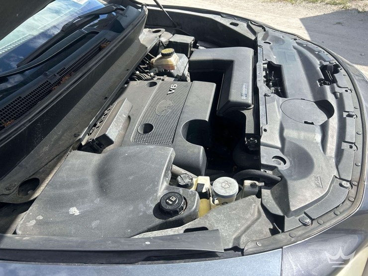 2013-infiniti-jx35-v-suv-image-10