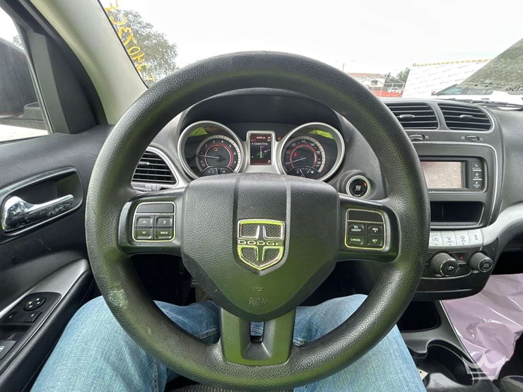 2016-dodge-journey-image-7