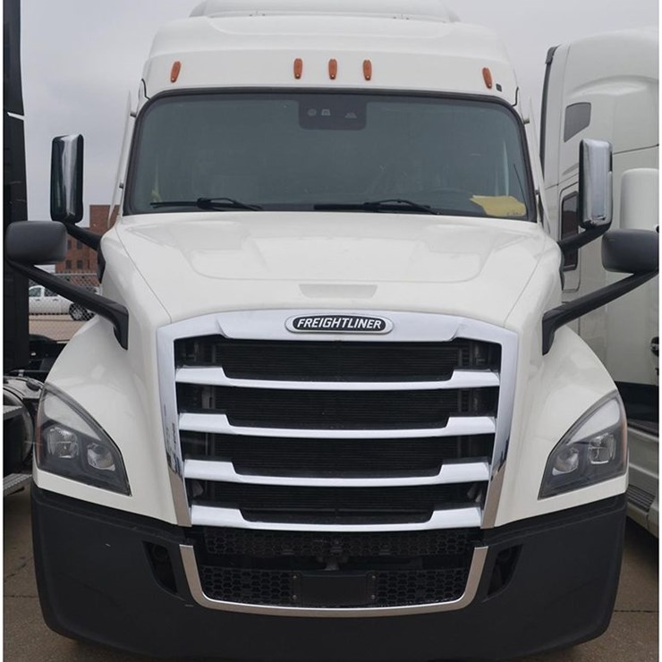 2022 FREIGHTLINER CASCADIA 116