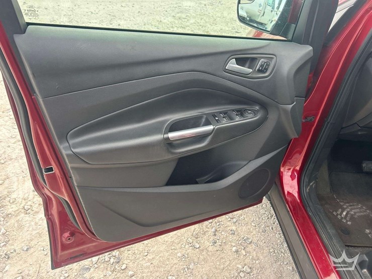 2014-ford-escape-image-14