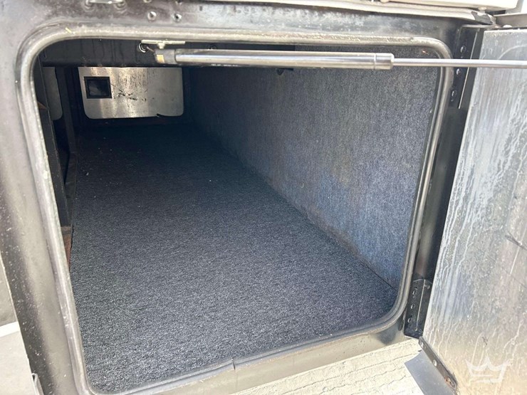 2013-freightliner-forest-river-390bh-39ft.-class-a-motorhome-image-35