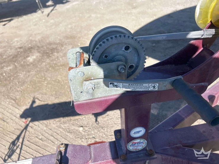 2013-tahoe-q4-boat-with-s/a-boat-trailer-image-5