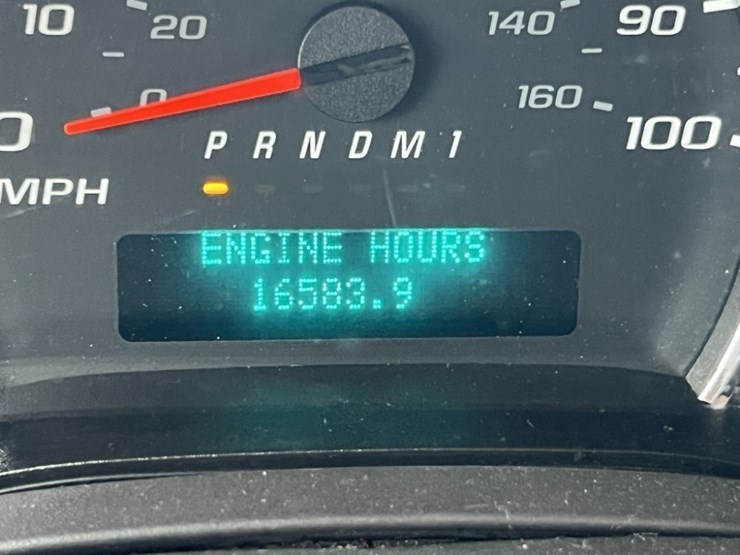 2014-chevrolet-express-paratransit-bus-image-29