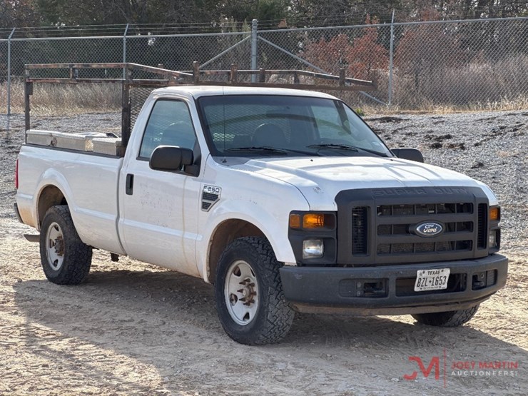 2008-ford-f250-xl-image-1
