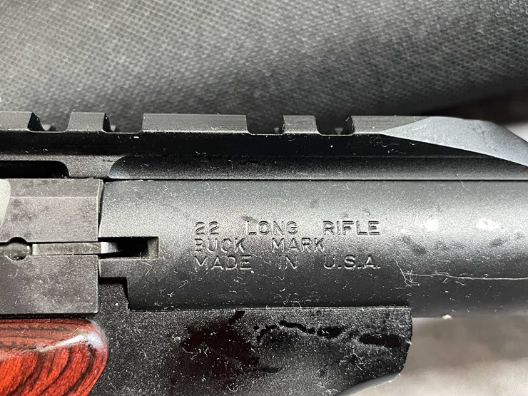 #5195-•-browning-buckmark,-22-lr-semi-auto-pistol,-sn:-brus23198zn515,-(neenah,-wi)-image-12