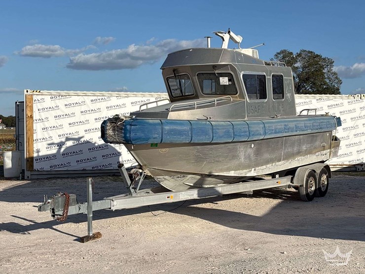 2011-armstong-marine-pilot-house-boat-w/-t/a-boat-trailer-image-1