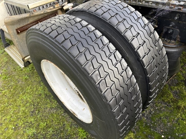 2009-international-prostar-image-9