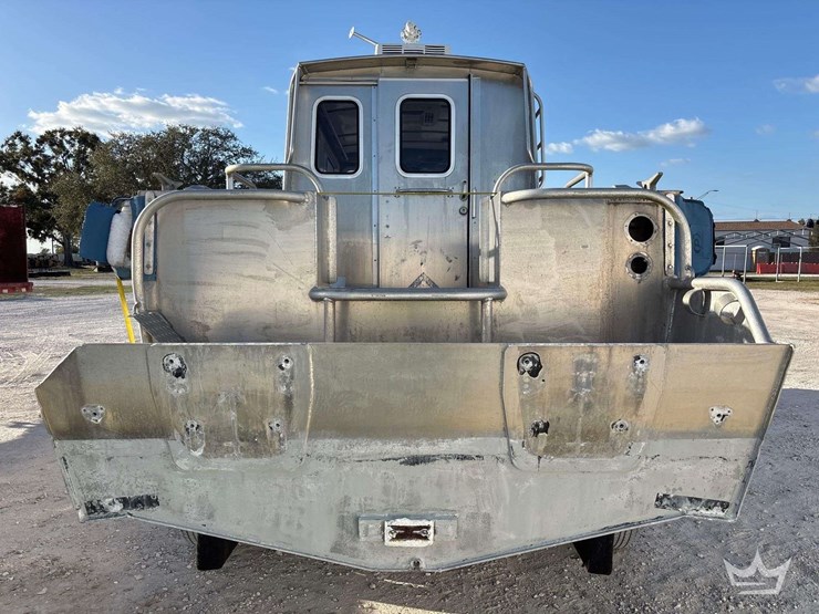 2011-armstong-marine-pilot-house-boat-w/-t/a-boat-trailer-image-6