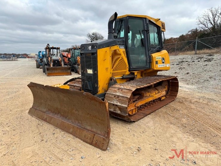 2019-deere-650k-lgp-image-4