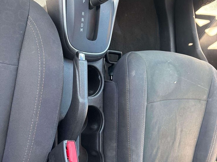 2018-chevrolet-trax-suv-image-16