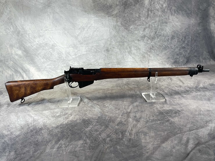 #1204-•-lee-enfield,-303-british-bolt-action-rifle,-sn:-6000345,-(neenah,-wi)-image-1