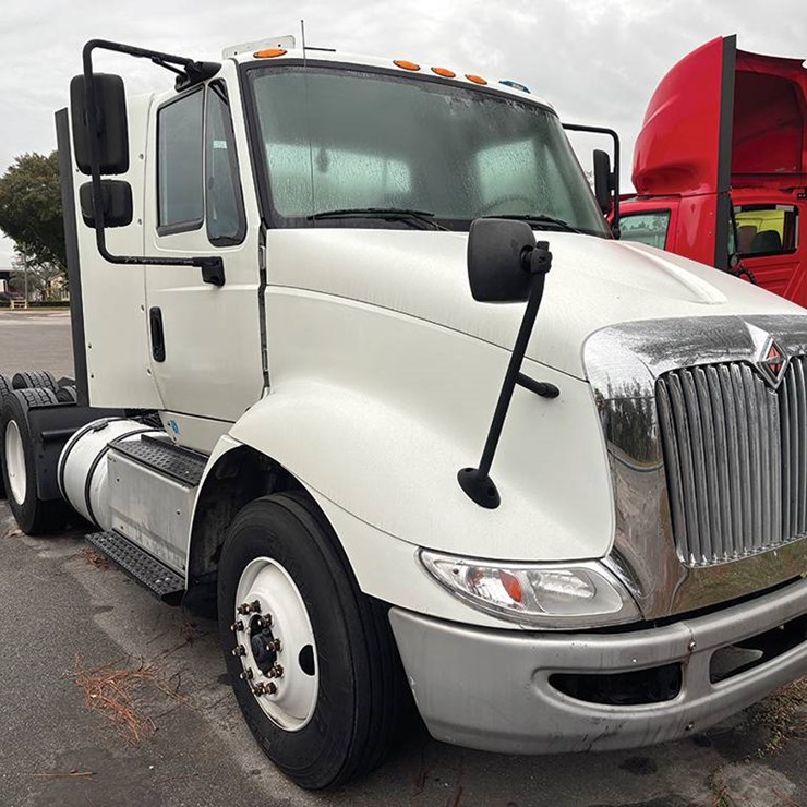 2016 INTERNATIONAL TRANSTAR 8600