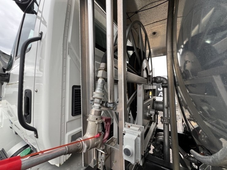 international-durastar-4300-image-27