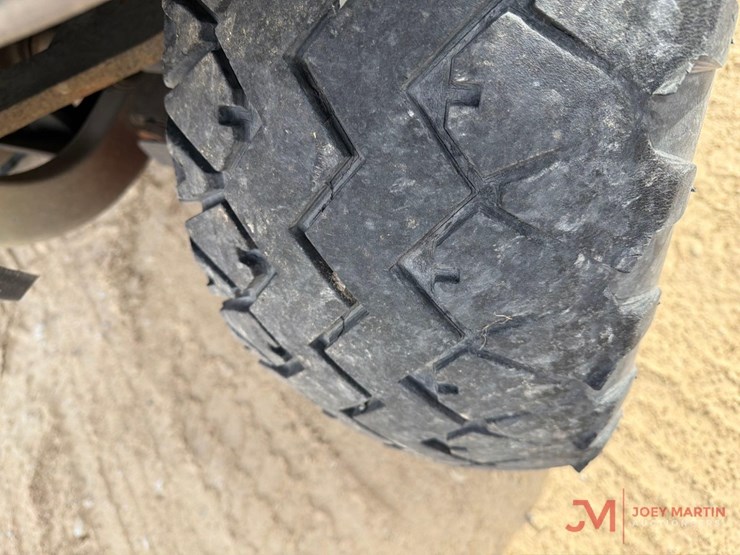 2019-ingersoll-rand-club-car-carry-all-utv-image-9