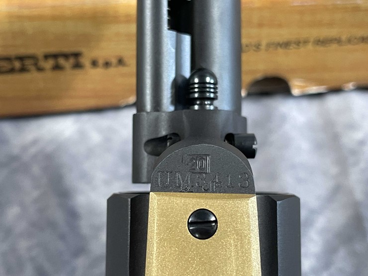 #5193-•-stoeger-cattleman,-45-colt-revolver-pistol,-sn:-um3413,-(neenah,-wi)-image-14