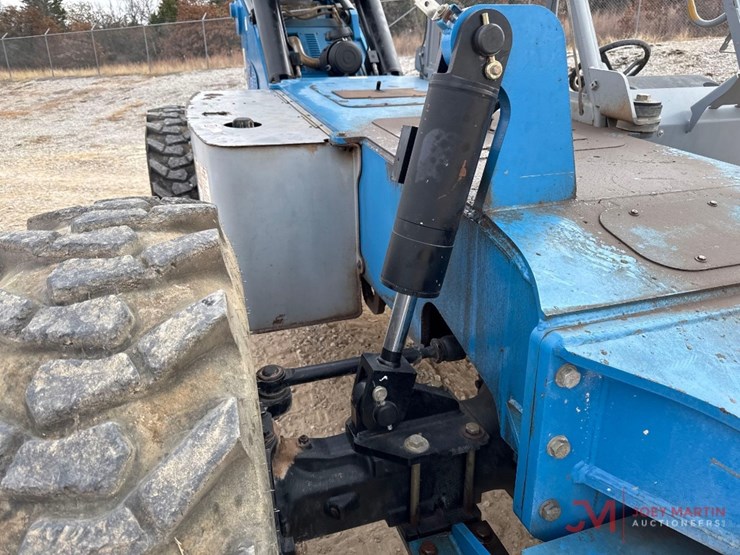 2013-genie-gth1056-image-16