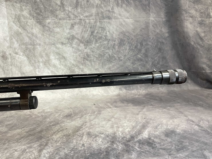 #4057-•-mossberg-model-550,-20-ga.-pump-action-shotgun,-sn:-nsn,-(neenah,-wi)-image-5