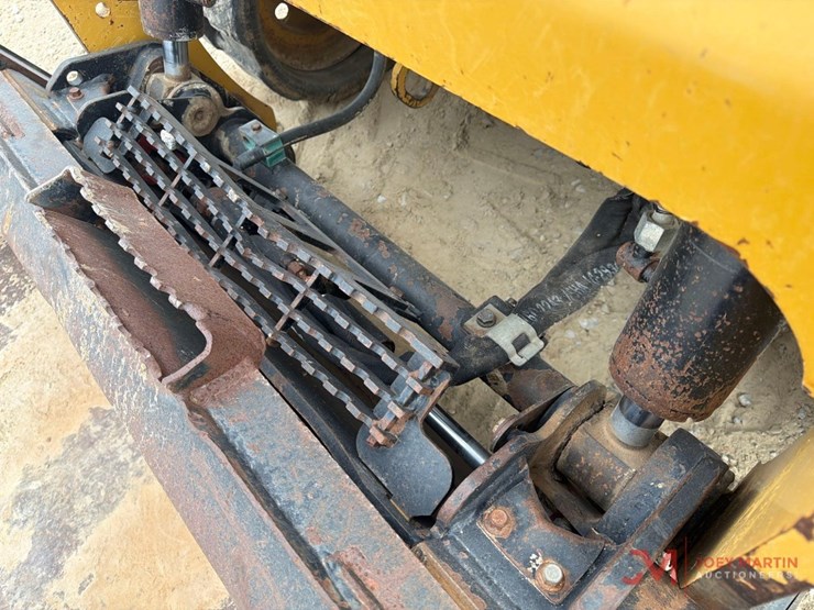 caterpillar-259d-image-9