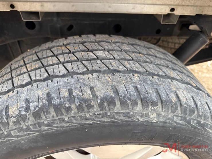 ford-f150-xlt-image-8