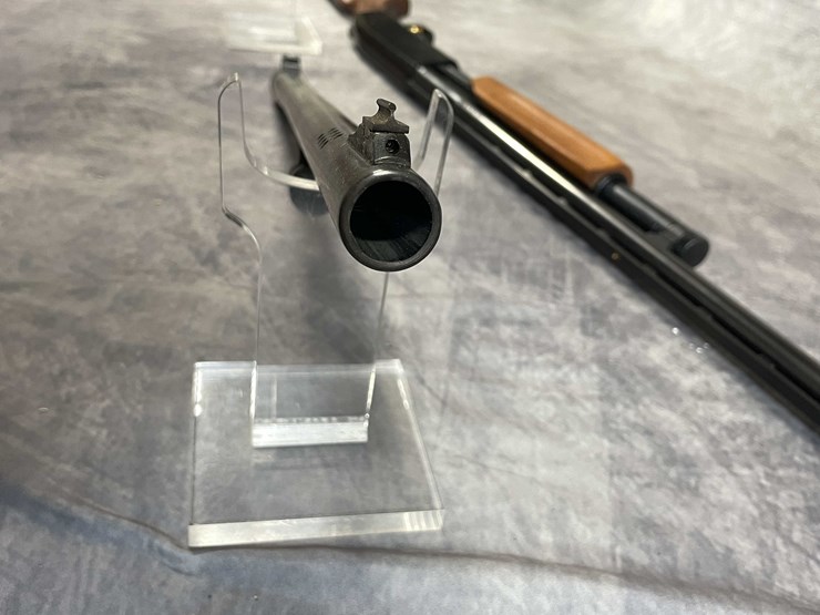 #4055-•-mossberg-500a,-12-ga.-pump-action-shotgun,-sn:-r020033,-(neenah,-wi)-image-22