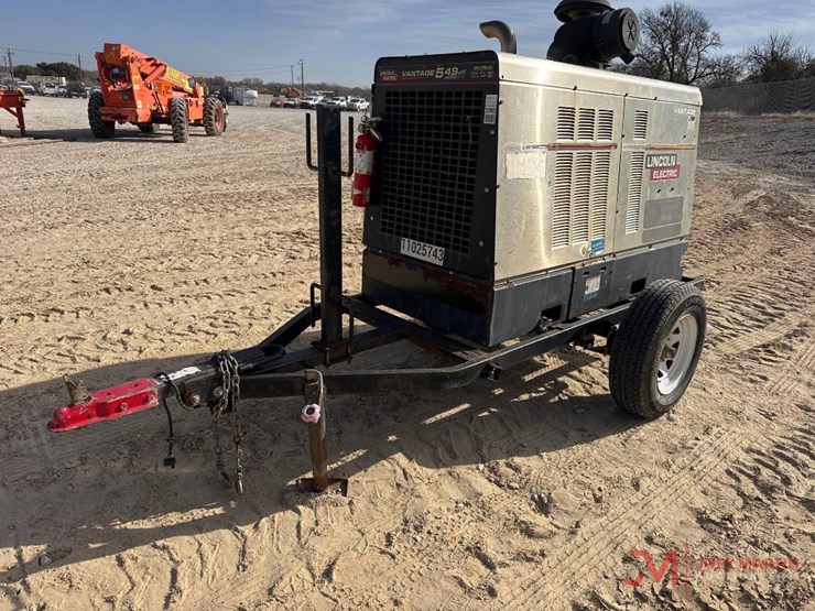 2019-lincoln-electric-vantage-549-hp-welder-/-generator-image-4