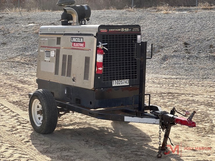 2019-lincoln-electric-vantage-549-hp-welder-/-generator-image-1