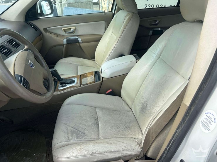 2008-volvo-xc90-image-17