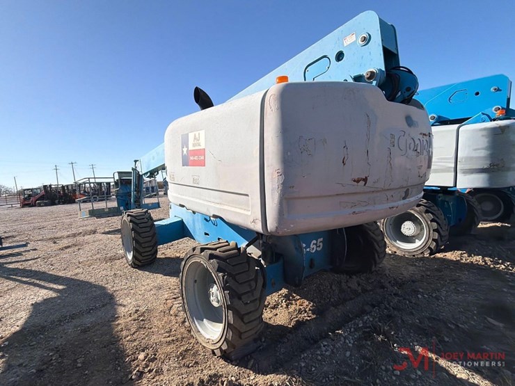 2011-genie-s65-image-4