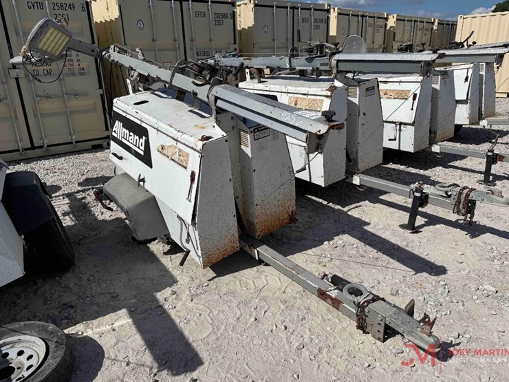 allmand-nite-lite-pro-towable-light-tower-image-1