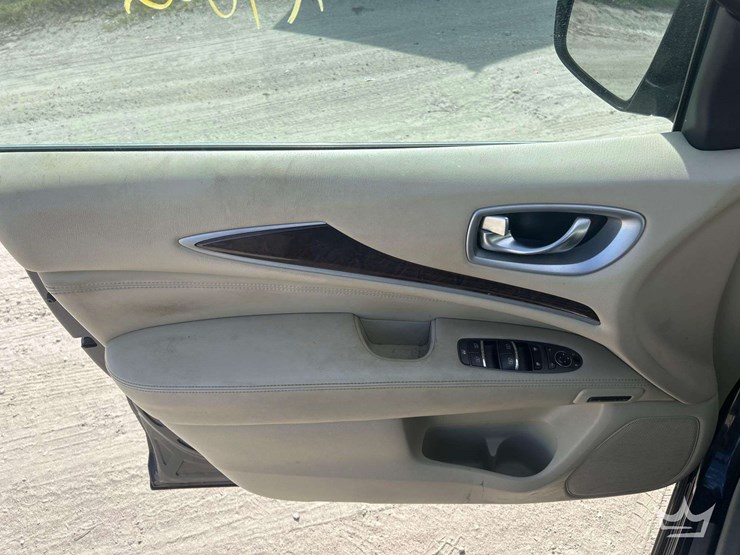 2013-infiniti-jx35-v-suv-image-13