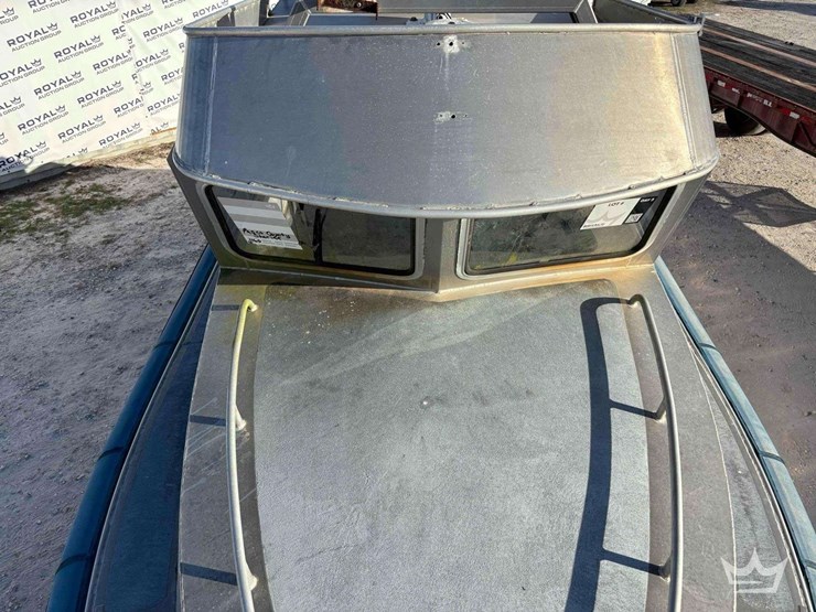 2011-armstong-marine-pilot-house-boat-w/-t/a-boat-trailer-image-23