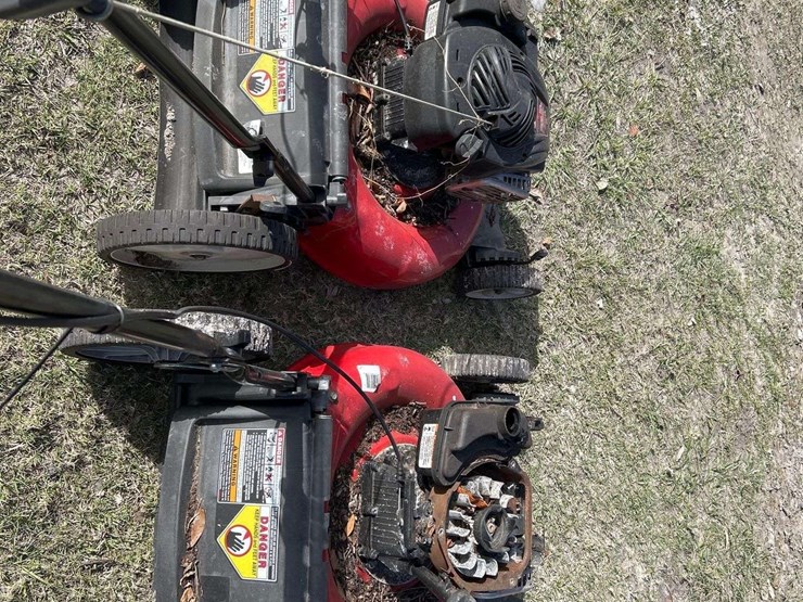 lot-of-2-yard-machines-push-mowers-image-9