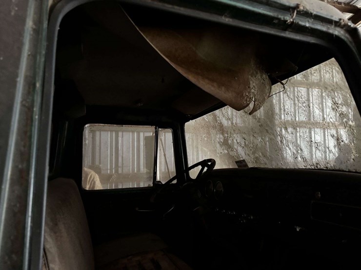 1964-international-loadstar-image-20