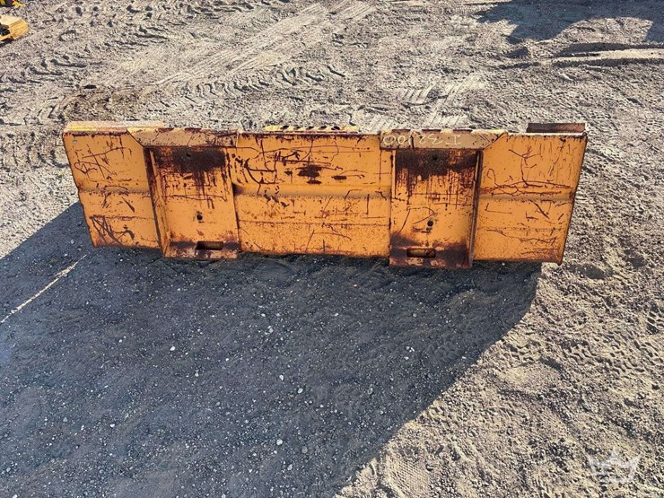 72in-bucket-skid-steer-attachment-image-3