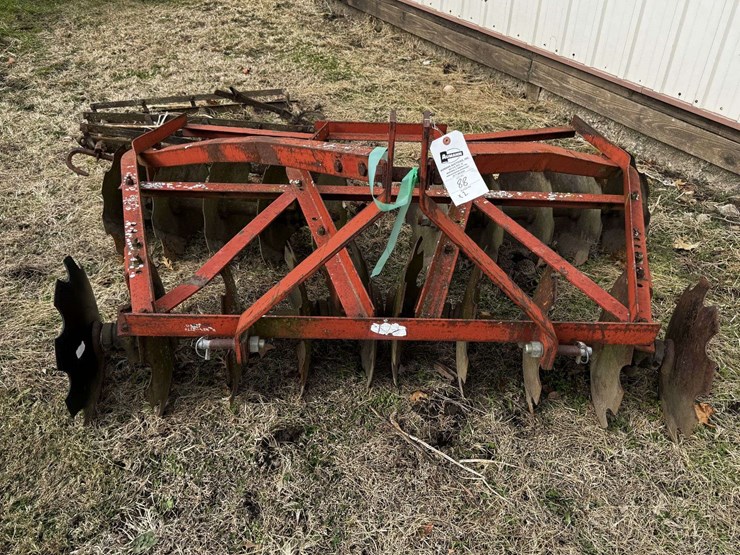 68"-notch-blade-disk-w/-1-section-drag-harrow-image-2