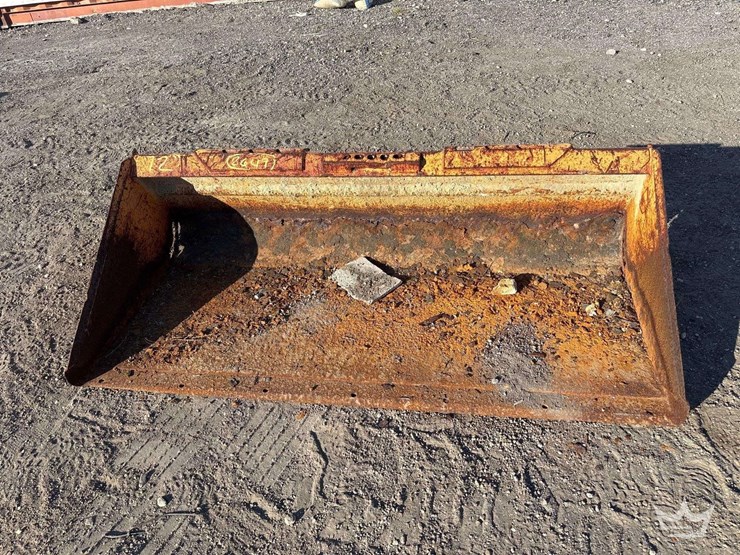 72in-bucket-skid-steer-attachment-image-1