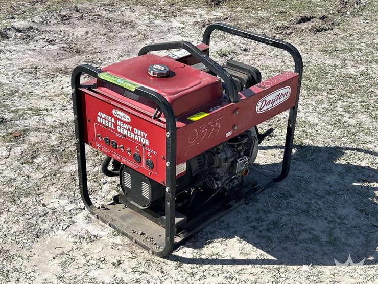 dayton-4w115a-heavy-duty-portable-diesel-generator-image-1