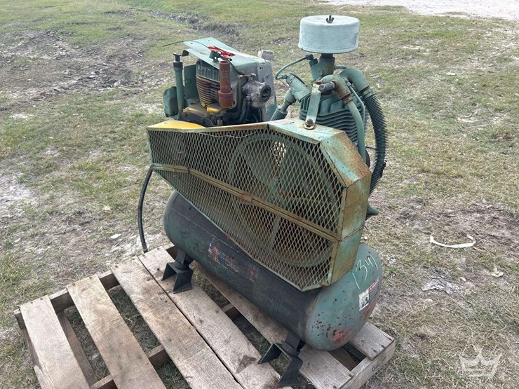 gas-powered-air-compressor-image-3