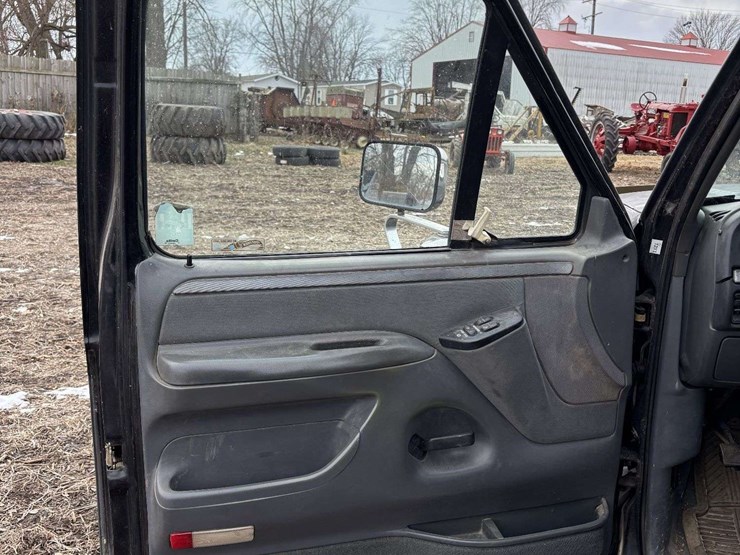 1992-ford-f250-xlt-image-25