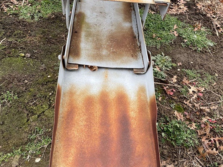 vintage-bale-press-on-steel-image-20