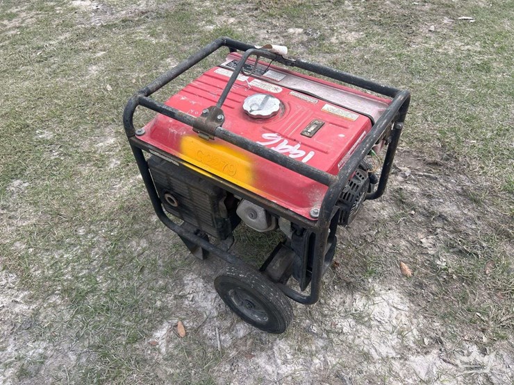honda-eb3500-portable-gasoline-generator-image-3