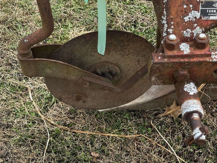dearborn-2-bottom-3-pt.-plow-image-10