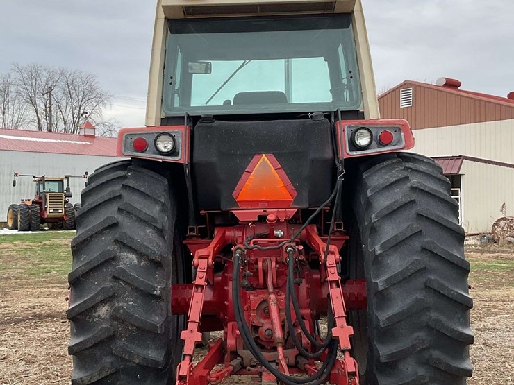 international-1086-image-4