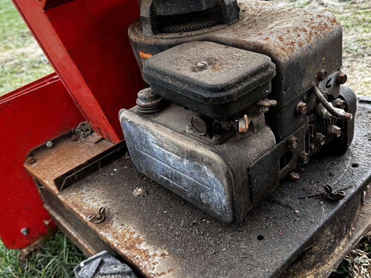 atlas-5hp-shredder-bagger-image-7