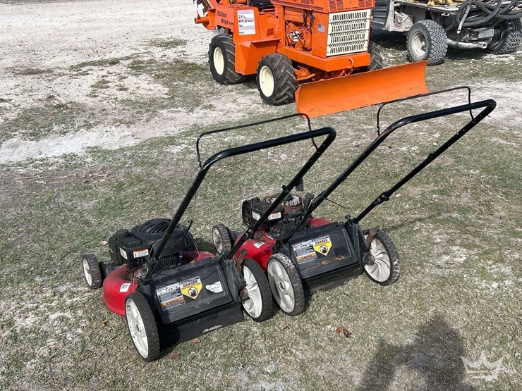 lot-of-2-yard-machines-push-mowers-image-4