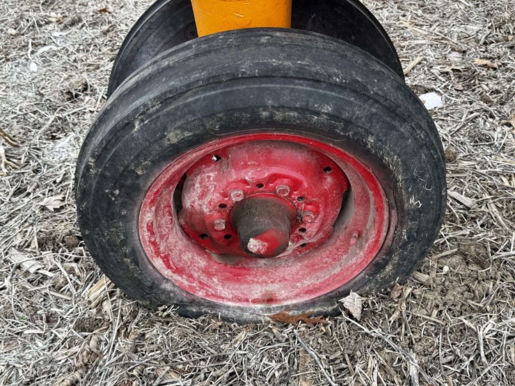 minneapolis-moline-ub-image-13