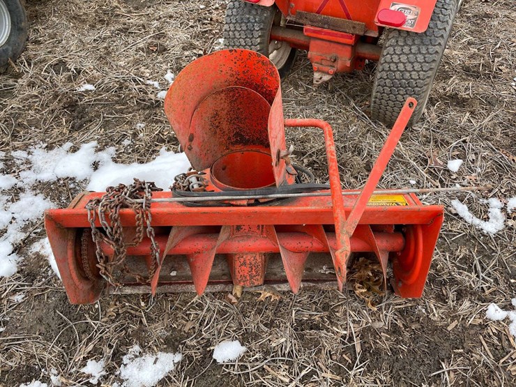 case-222-78-lawn-and-garden-tractor-w/-mower-deck-and-snow-blower-image-43