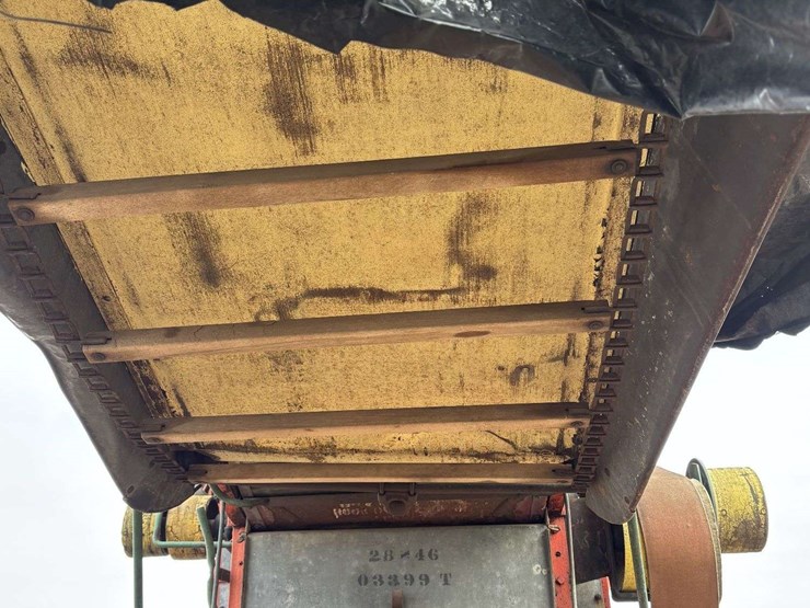 case-28x46-thresher-on-steel-image-13