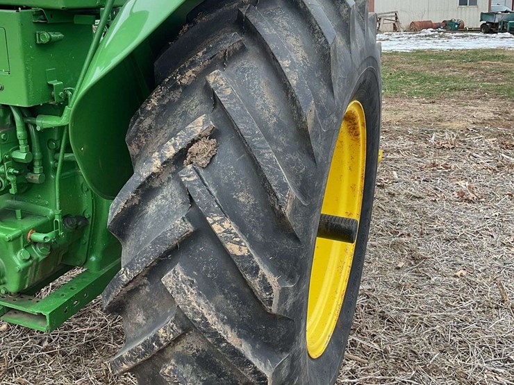 john-deere-70-image-10